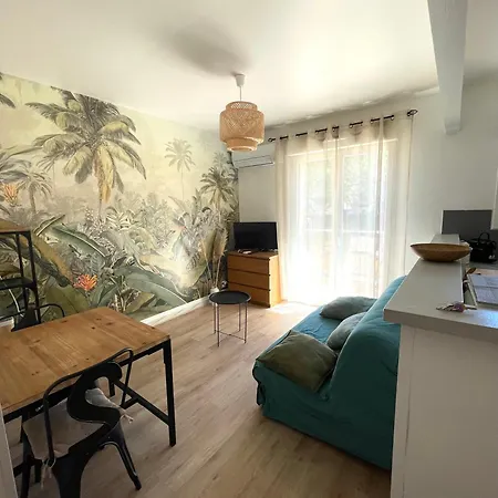 Climatise Avec Balcon A 10 Mn Des Plages *