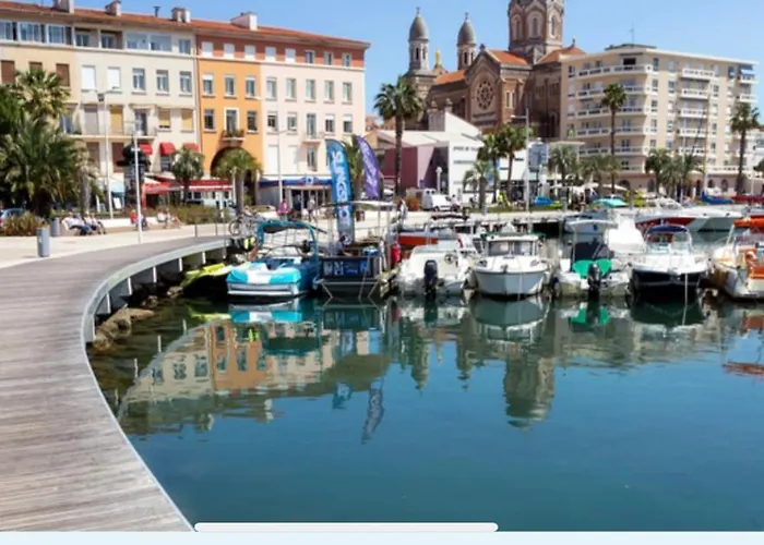 Climatise Avec Balcon A 10 Mn Des Plages Apartmán *